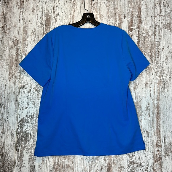 Figs Technical Collection Scrub Tops Size L Bundle - Picture 4 of 13